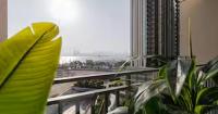 Burj Khalifa View & Creek lagoon - B&B Dubai