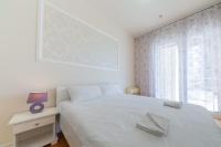 Apartamento de 1 dormitorio con vistas