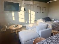 Studio Apt King Bed Full Kitchen By KeenStays - B&B Cape Girardeau