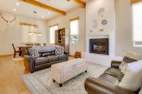 Luxe Desert Retreat w/ Mtn Views in Albuquerque! - B&B Albuquerque