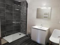 La maison du Lac - B&B Louin