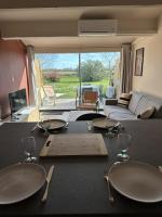 Cozy Duplex - B&B Arles