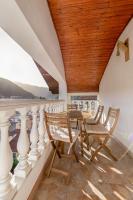 Кума Лиса - B&B Devin