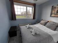 New listing Quiet and cosy fully equipped apartment Sleeps 4 2 Bedroom - Chambres d'hôtes Beeston