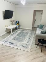 Spacious, with panoramic glazing, center and airport - Chambres d’hôtes Chişinău