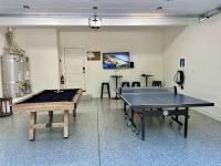 New Lux Home Panoramic View 2 Masters Loft Deck AC EV Charger Dogs eBikes - B&B Lake Arrowhead