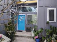 MODERN HOMESHARE Guest room & bath CSULB Eldorado park - B&B Long Beach