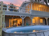 Tequila Sunrise hot tub lake view firepit pool - B&B Canyon Lake