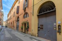 The Medieval Heart of Bologna Free Parking - B&B Bolonia