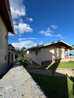 Casa Condado Brasileiro - Próximo ao Centrinho - Bed and Breakfast Campos do Jordão