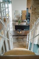 SC 00 LOFT by ROCKCHAIR Apartments l SUPERHOST Status l Unique & Style Loft 230 sqm 2 Floors Tablefootball Tabletennis 3 Bathrooms Boxspringbeds welcomes you! - Chambres d'hôtes Berlin