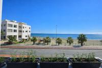 Mackenzie Beachfront Panorama - Bed and Breakfast Larnaca