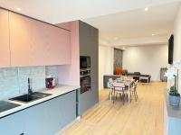 Luxury Brand New Apartments Iulius Mall Suceava - B&B Suceava