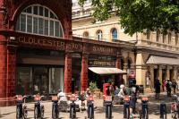 2 BR - Elegant Chelsea Stay Near V&A and Hyde Park - Chambres d’hôtes Londres