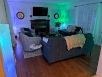 All-King Beds, Chefs Kitchen, Quiet Outdoor Oasis - B&B Shawnee