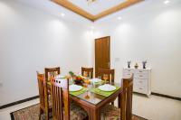 ELIVAAS Serenita Abode 3BHK Villa With Plunge Pool, Garden & Terrace Near Sahastradhara - B&B Dehradun