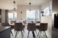 Nybyggt hus med privat pool, 3 sovrum och 2 badrum på Öland - B&B Borgholm