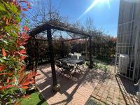 BBQUEEN LEOPARDI POLICLINICO SanDonato - Bed and Breakfast San Donato Milanese