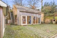 Courtyard Cottage - North East Escapes - B&B Alnwick