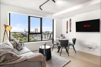 Property Bros - Scenic Views, Pool, Gym - B&B Melbourne