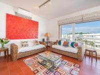 Charming Marina Apartment, Walk to Old Town #2001 - B&B Lagos
