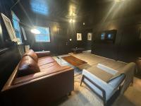 The Aviary - Hidden Playroom For Couples - Private Hot Tub - Mountain Views - Riverfront - B&B Lackawaxen