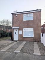 Modern 2-Bedroom Home Sleeps 6 with Parking & Garden - B&B Leeds