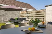 Casiola - Summer-house with sunny garden nearby beach - B&B Knokke-Heist