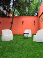 Kath's Hub - B&B Lagos