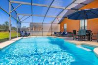 654- Newly Renovated Fabulous 4-Bedroom Pool Home in Watersong Resort, Game Room, Theater Room and More - Chambres d'hôtes Davenport