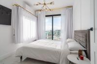 Central 2BR Beachfront Apt Sea View Balcony - B&B Limassol