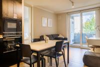 Chic 2BR Unique Stay in the Heart of Providencia - B&B Santiago del Cile