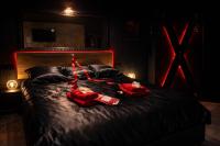 Studio La Tentation - Spa, Champagne, Lit King Size - B&B Narbona