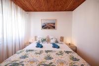 Stone House on the Waterfront in Jezera, Murter Island - B&B Jezera