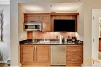 MGM Signature-07-804 Jacuzzi Studio - B&B Las Vegas