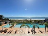 Summer homeclub, beira mar, piscina, jacuzzi - B&B Bugres
