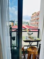 2BR 2Baths The Artisans Staycation by Jo located in the Heart of Baguio - Chambres d'hôtes Baguio