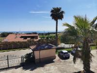"Appartamento Il Gelsomino", vista panoramica, piscina idro, aria condizionata, parcheggio privato, patio esterno con barbecue - Chambres d'hôtes Montone