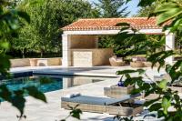 Le Clos du Bois Bernard - Piscine - Parc - Terrasse - Bed and Breakfast Échillais