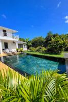 Vanilla Lodge Tropical Garden Suite with Outdoor Stone Bath & Bamboo Shower, inifinity pool - Chambres d’hôtes Cap Malheureux