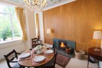 Old Belfield, Bowness-on-Windermere with lake view and walking distance to shops, bars and restaurants - Chambres d'hôtes Bowness-on-Windermere