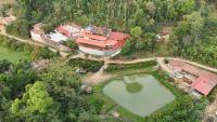 Deva Maani Coorg Nature View - B&B Madikeri