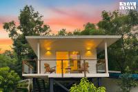 StayVista at Luma - 350 mtr from Mandwa Jetty - B&B Alibag