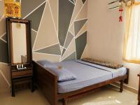 Terrace Breeze Stay Tiruvannamalai - Bed and Breakfast Tiruvannamalai