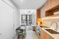 Downtown Studio w Top Amenities - B&B Miami