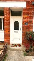 Modern 3 Bed, 2 Bath House in Central Canterbury - B&B Canterbury