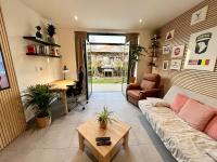 Appartement de Standing Plein Centre-Ville "L Atelier de Joss" - Bed and Breakfast Bastenaken