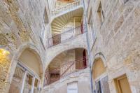 Loft d’exception dans un ancien chai avec parking et terrasse - Cœur de Bordeaux - Chambres d'hôtes Bordeaux