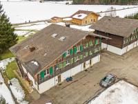 Alpine View from Balcony and Free Parking - B&B Lenk