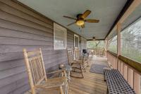 Family Lake Days! Mtn-View Cabin in Hiawassee - B&B Hiawassee